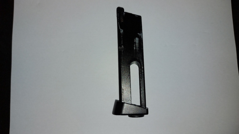 A real photo din CyberGun / KWC Taurus PT99/ PT92 full metal CO2 GBB by Costi (4)