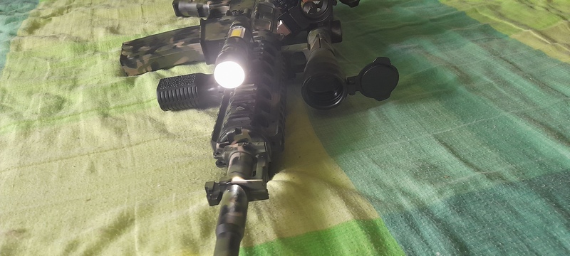 A real photo din Red Dot RIS Open Reflex Theta Optics by Testos (4)