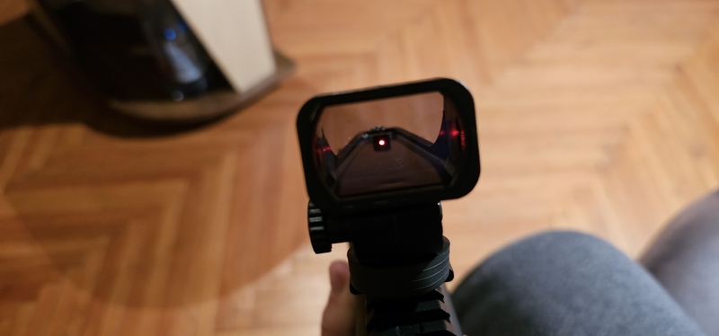 A real photo din Red Dot Firepower by David Cirica (1)