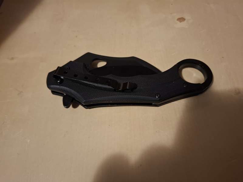 A real photo din Cutit G10 Karambit Miltec by Bogdan (1)