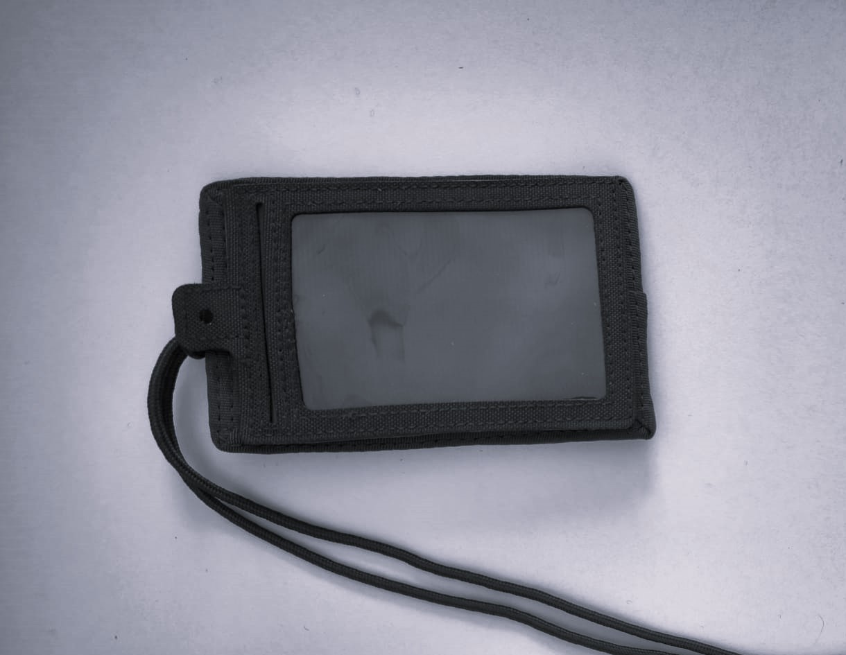 A real photo din Port Card ID Mil-Tec Negru by Andy (1)