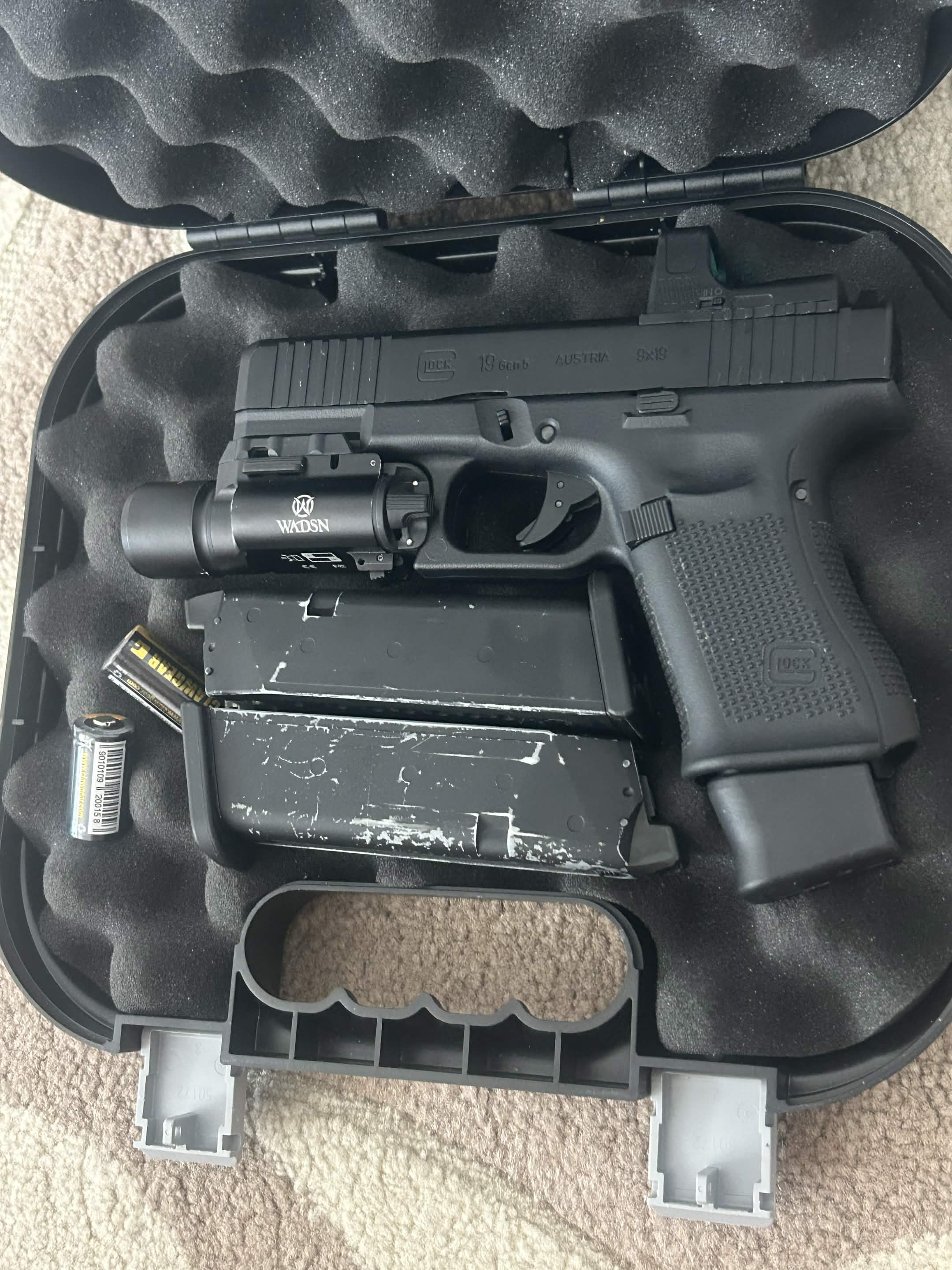 A real photo din Cutie transport originala Glock by Rares (3)