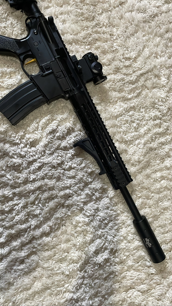A real photo din Maner unghiular ergonomic M-LOK Negru by Grigoras Marius (1)