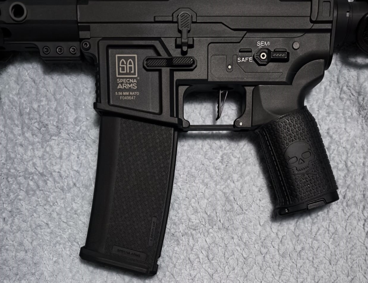 A real photo din Incarcator mid-cap 125 bile Specna Arms Negru by Andy (5)