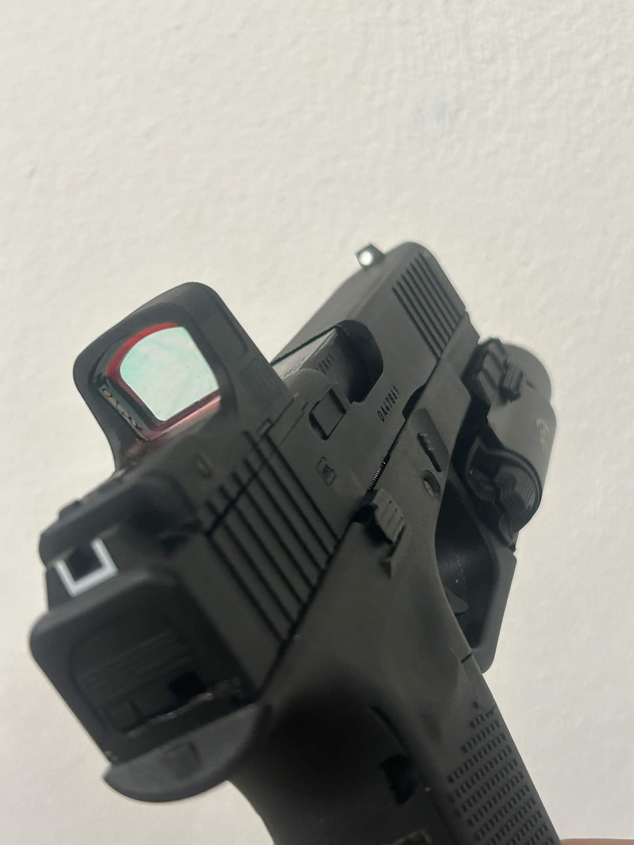 A real photo din Replica pistol Glock 19 gen 5. MOS 6 CO2 Umarex by Rares (4)