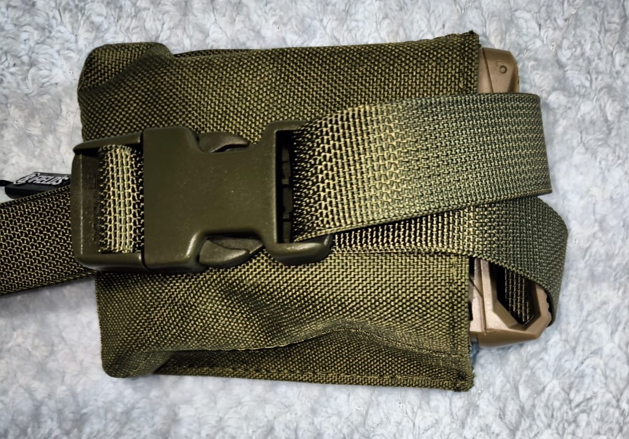 A real photo din Pouch Molle incarcator sniper 8Fields Olive by Andy (2)