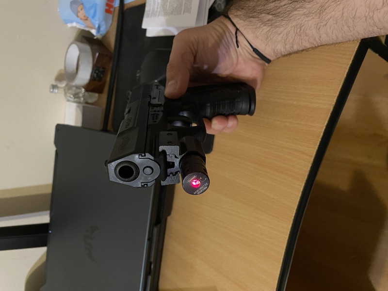 A real photo din Walther P99 DAO CO2 Umarex by Florin (1)