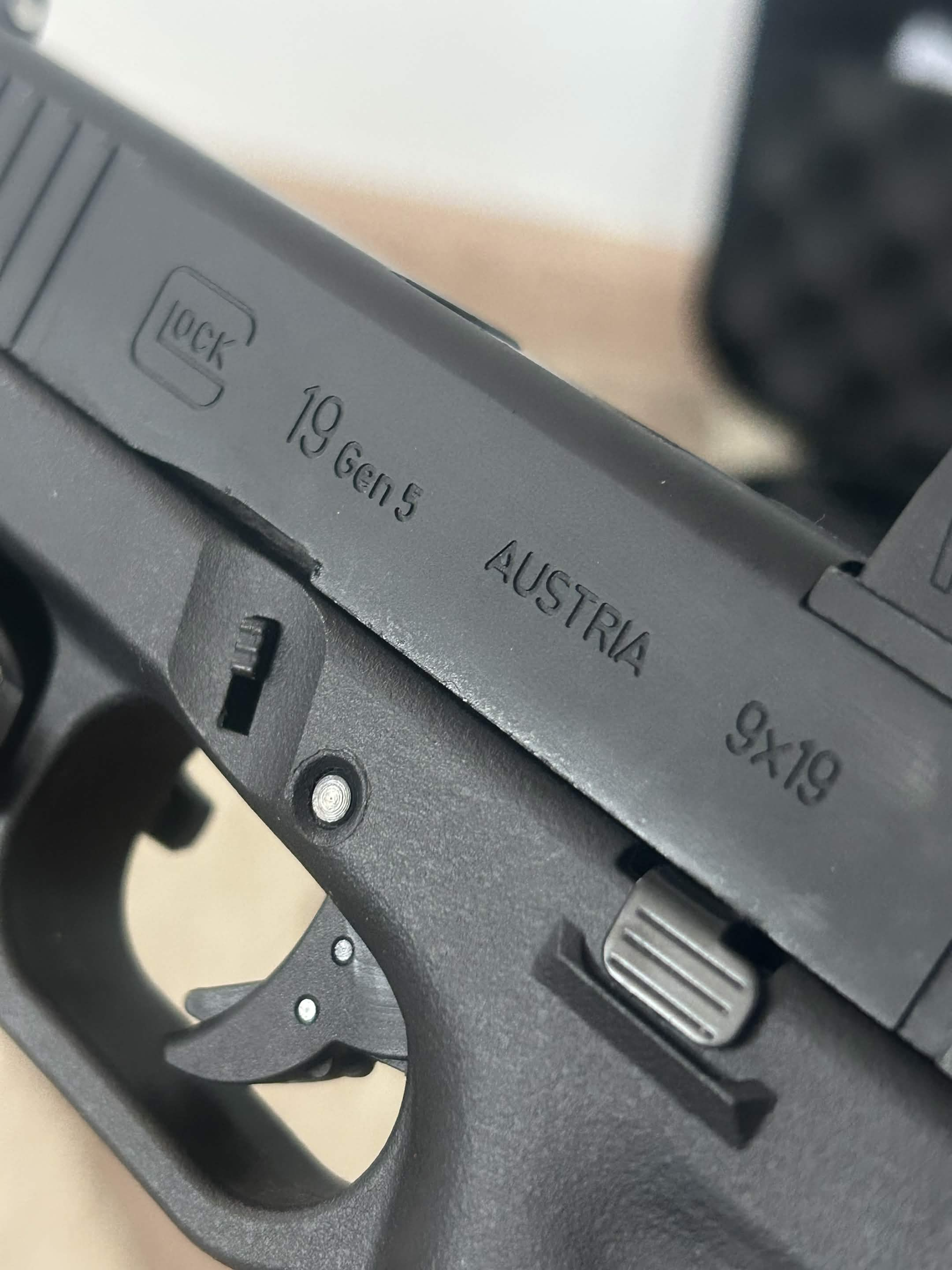 A real photo din Replica pistol Glock 19 gen 5. MOS 6 CO2 Umarex by Rares (3)