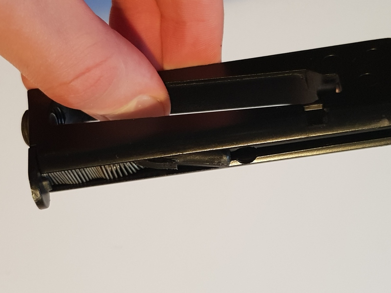 A real photo din Incarcator Colt 1911 GBB CO2 CyberGun / KWC by Stef (4)