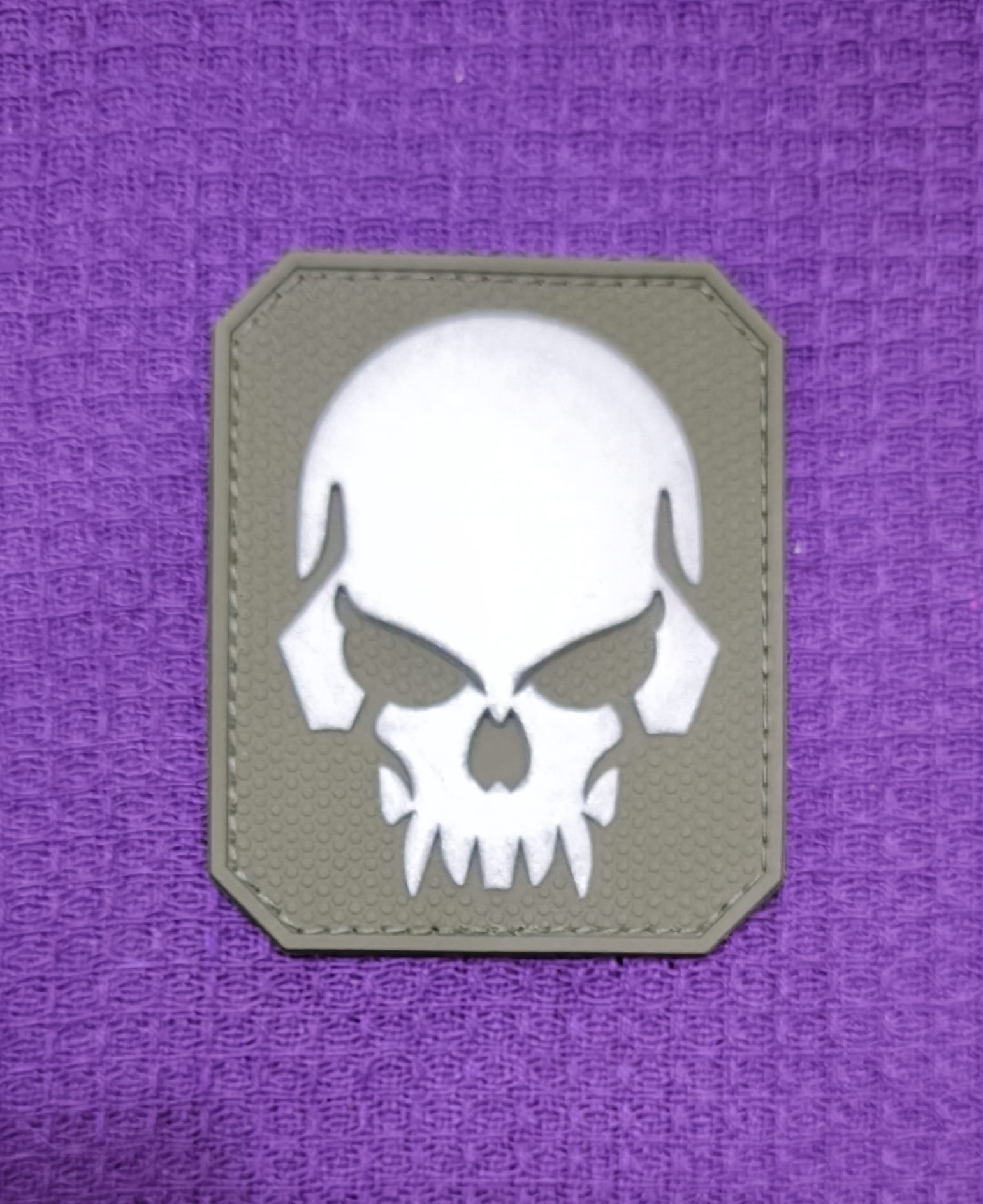 A real photo din Patch PVC SKULL 3D PATCH W. Mil-Tec OD by Cosmin (5)