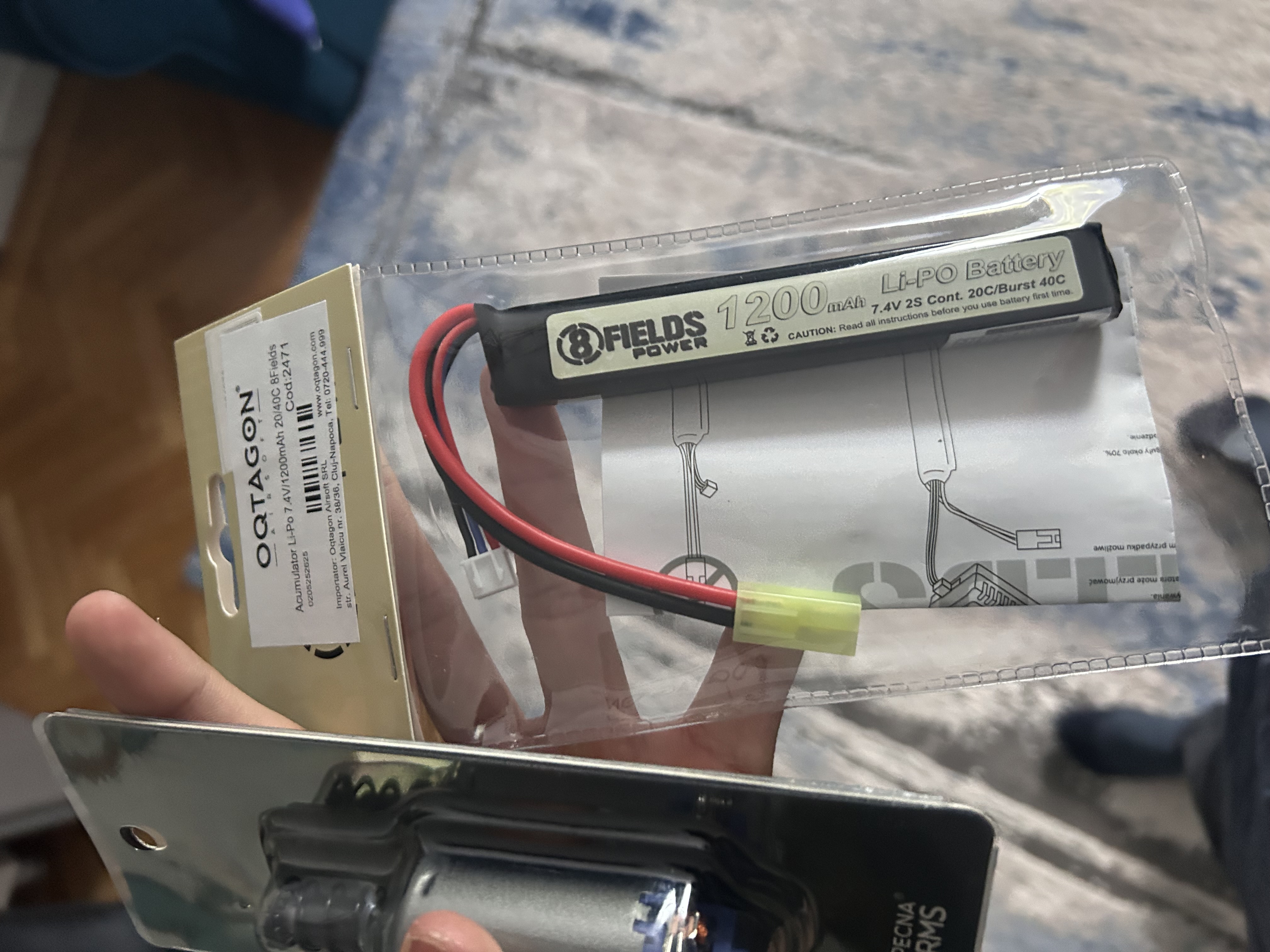 A real photo din Acumulator Li-Po 7.4V/1200mAh 20/40C VB Power by Tritrax  (3)