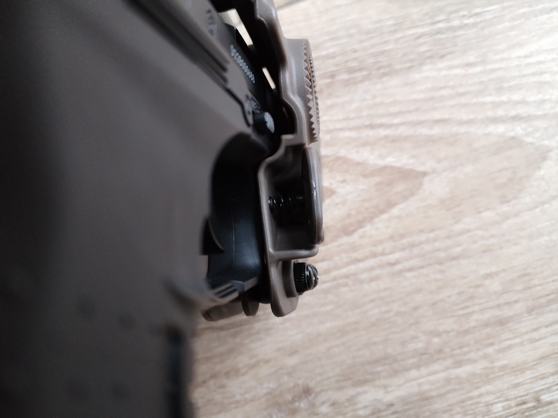 A real photo din Toc pistol universal Adaptor X Swiss Arms TAN by N01B4ME (7)