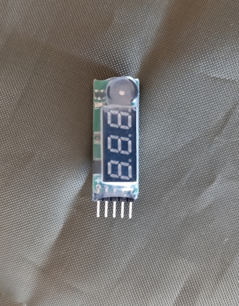 A real photo din Alarma LiPo cu display digital IPower by Ghinescu Mihai (1)