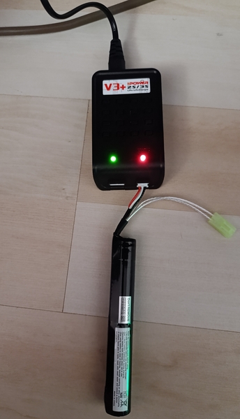 A real photo din Acumulator Li-Ion LL 7.4V/2600mAh 15C Tamiya Ipower by Ghinescu Mihai (2)