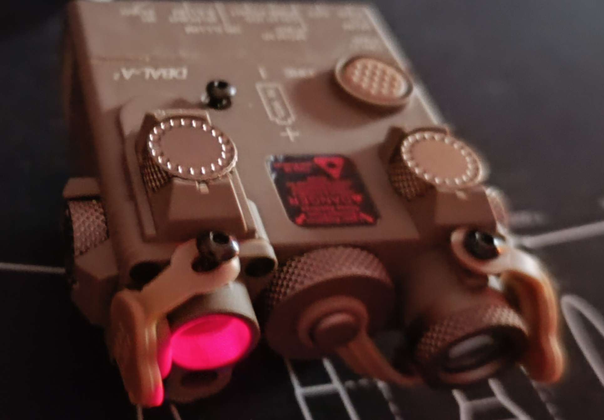 A real photo din Lanterna/Laser DBAL-A2 WADSN Dark Earth by P.Andrei (2)