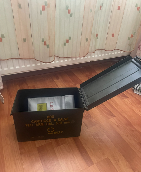 A real photo din Cutie metal US AMMO CAL.50/5.56 Miltec Mediu UZAT by Sebi Negescu  (2)