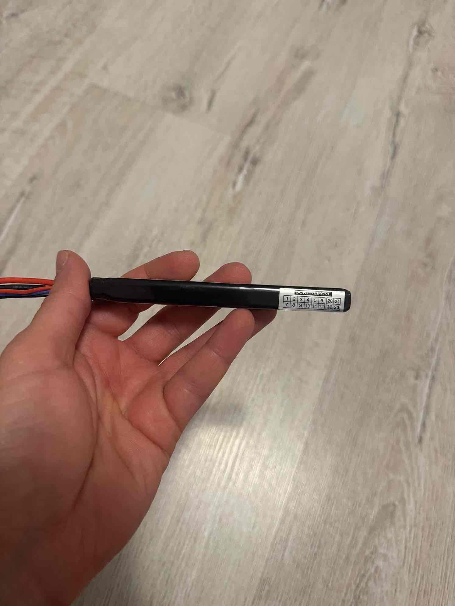 A real photo din Acumulator Li-Po 7.4V/1200mAh 20/40C VB Power by Andrei (4)