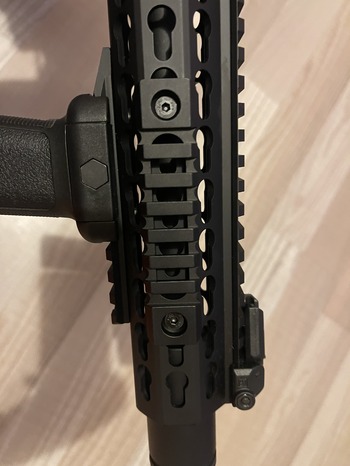 A real photo din Sina RIS KeyMod 93 mm Vector Optics by Buliga (3)