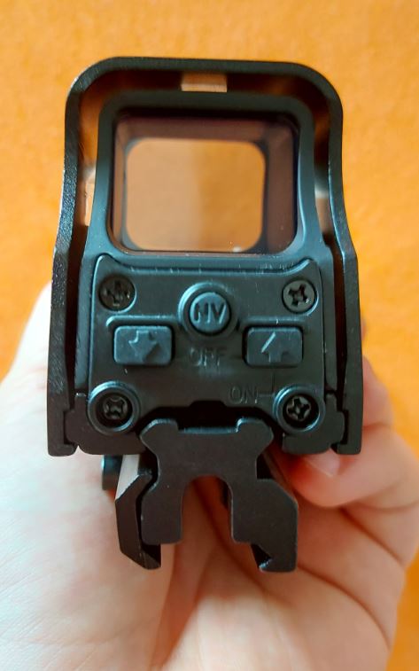 A real photo din Red Dot 552 ACM by donREVE (3)